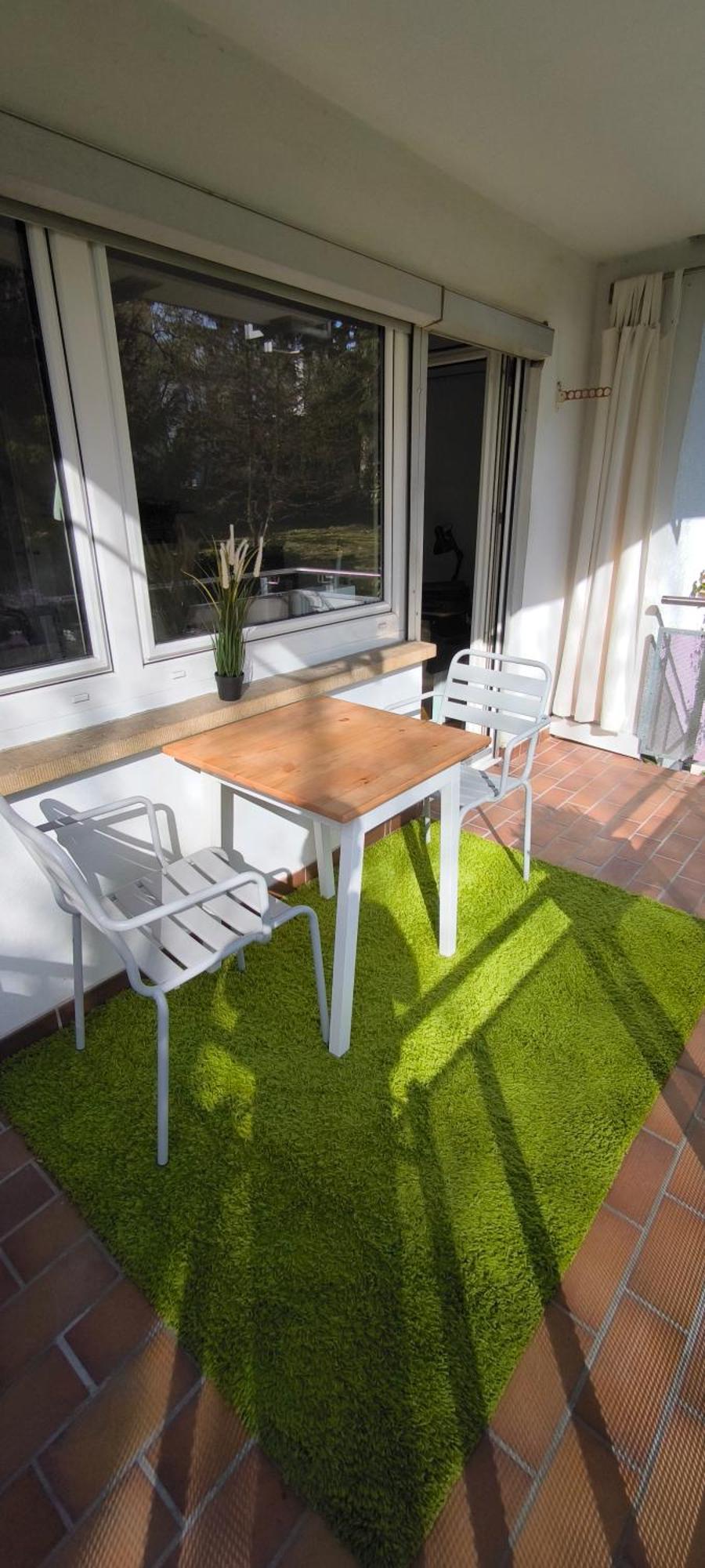 Fresh Renovated. 3 Rooms. Leonberg. Private Parking Spot. *