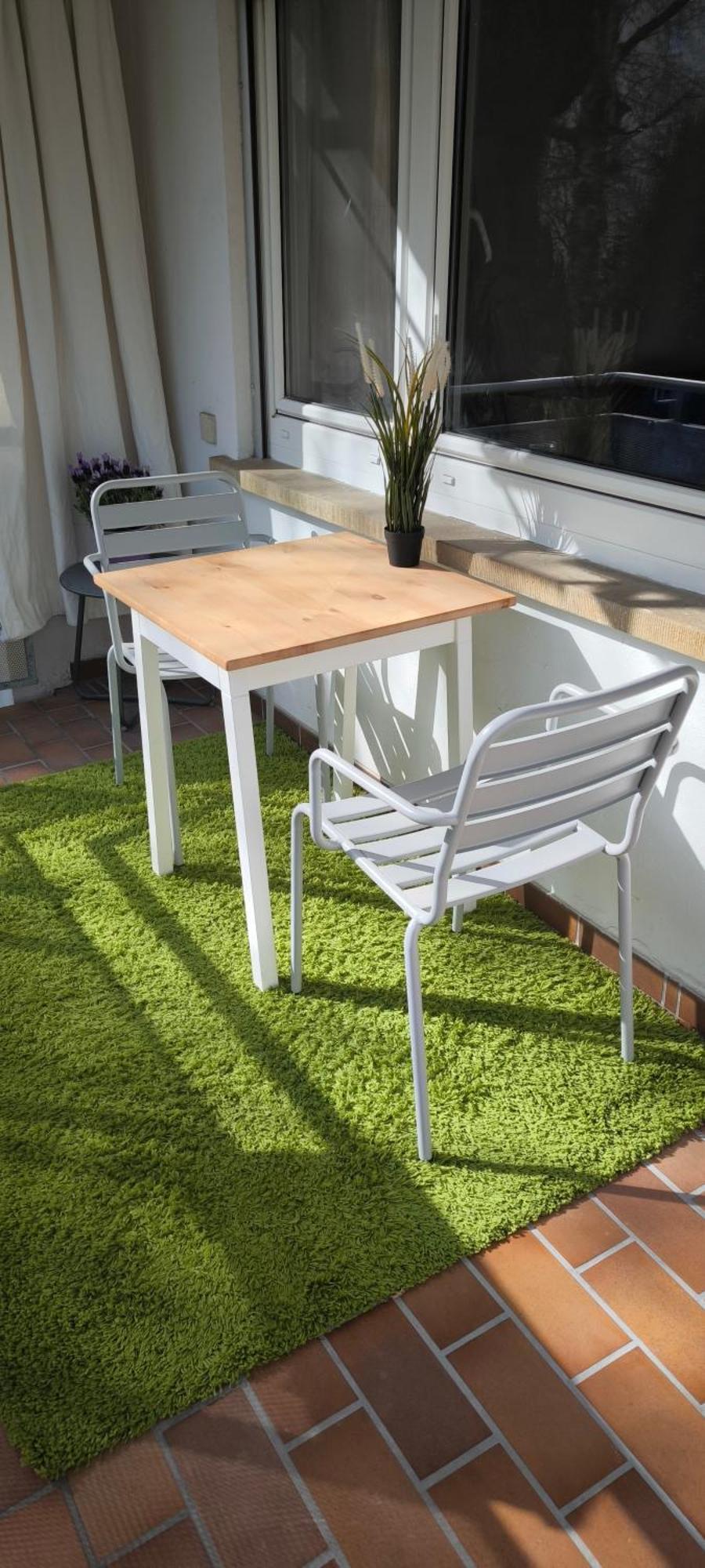 Fresh Renovated. 3 Rooms. Leonberg. Private Parking Spot. *