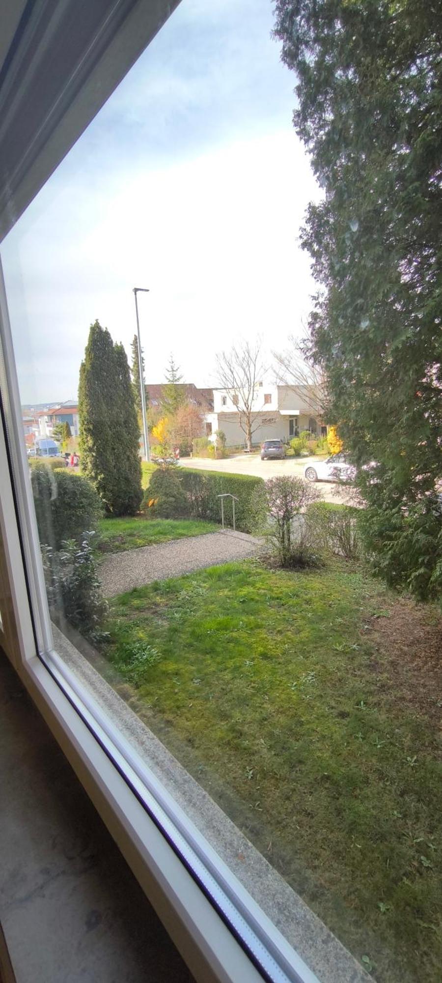 Apartment Fresh Renovated. 3 Rooms. Leonberg. Private Parking Spot.